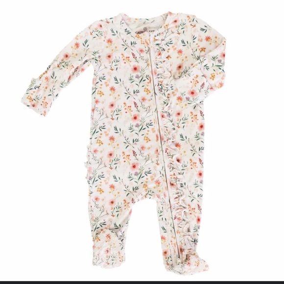 Caden Lane Onesie 0-3M - Picture 1 of 6